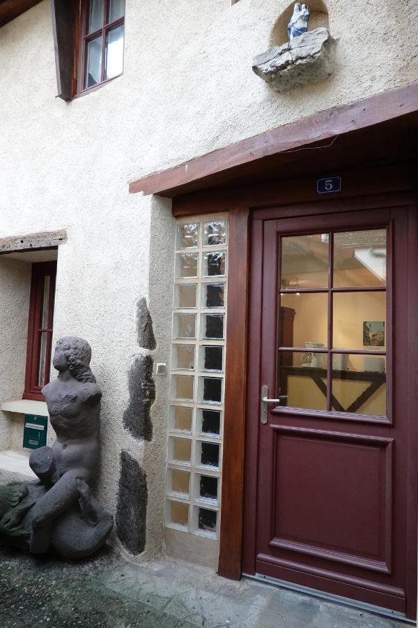 Appart' De La Collegiale Bourbon-Lancy Buitenkant foto